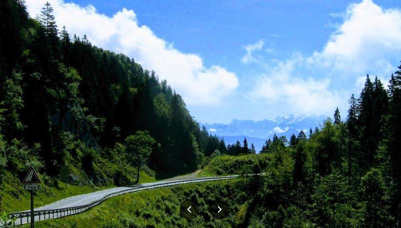 Le Col De La Faucille