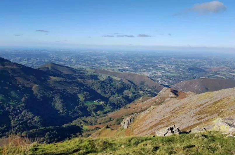 Vue panoramique du Mont Artzamendi